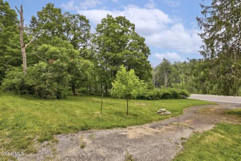 12 Simon Road Grafton NY 12082