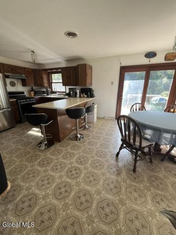 29 White Road Milton NY 12020