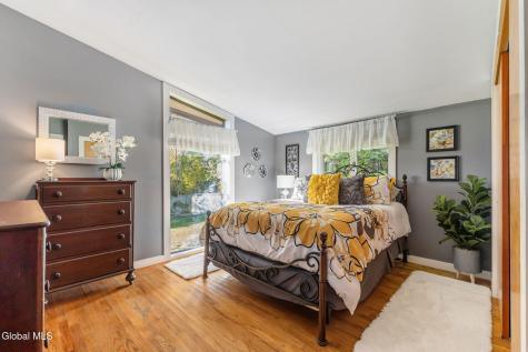 1627 Putnam Road Schenectady NY 12306