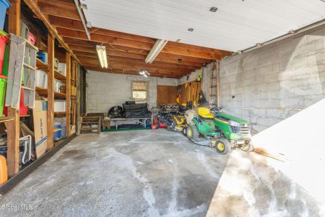 1627 Putnam Road Schenectady NY 12306