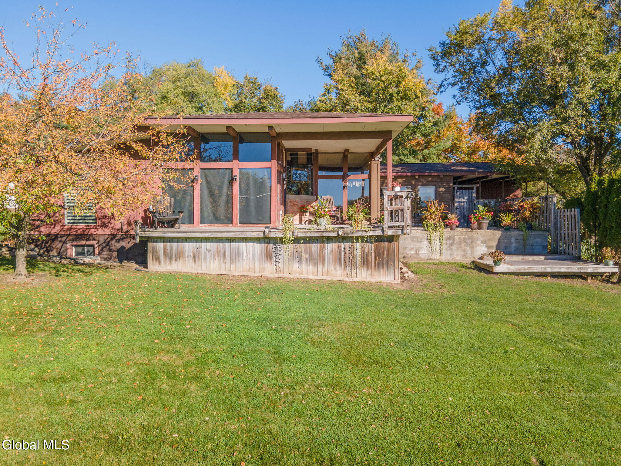 1627 Putnam Road Schenectady NY 12306