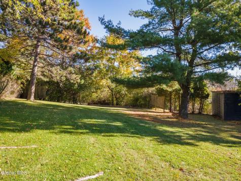 1627 Putnam Road Schenectady NY 12306