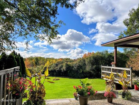 1627 Putnam Road Schenectady NY 12306
