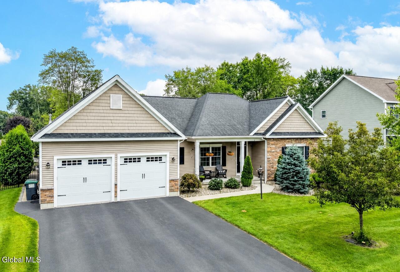 6 Isabel Court Colonie NY 12205
