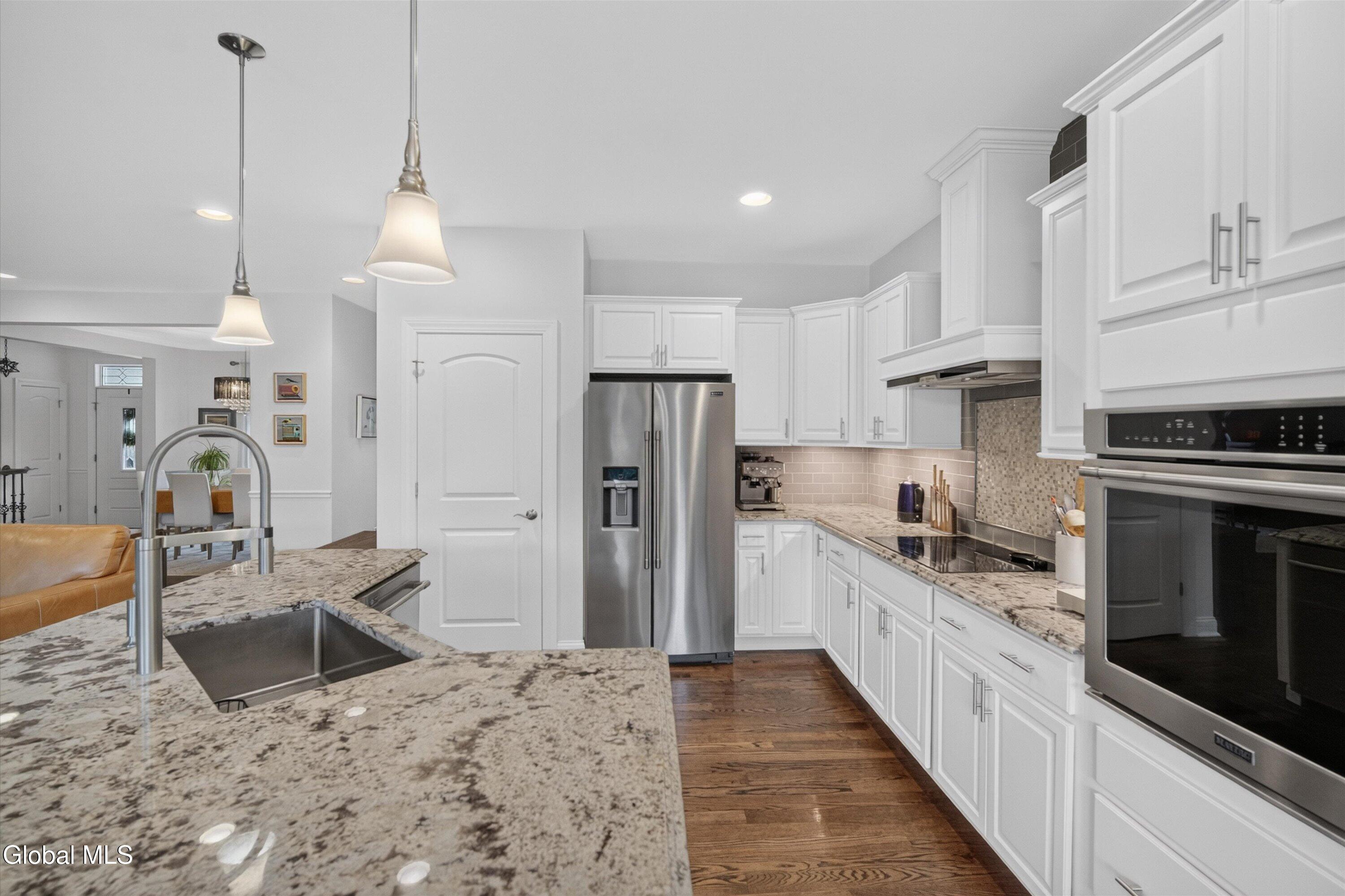 6 Isabel Court Colonie NY 12205