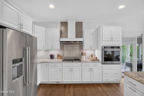 6 Isabel Court Colonie NY 12205