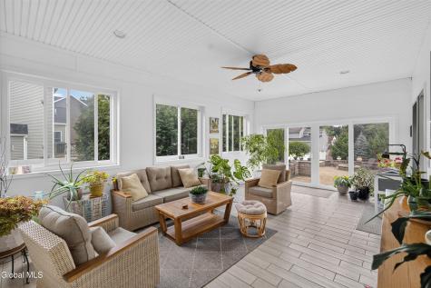 6 Isabel Court Colonie NY 12205