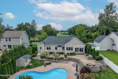 6 Isabel Court Colonie NY 12205