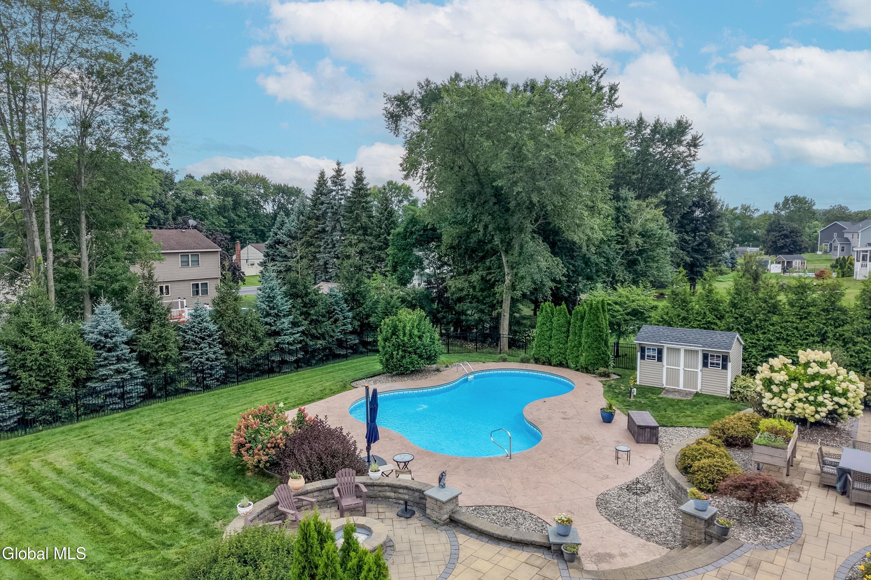 6 Isabel Court Colonie NY 12205