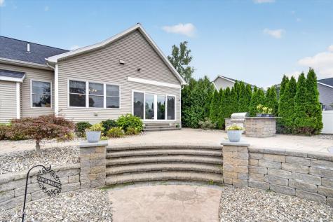 6 Isabel Court Colonie NY 12205