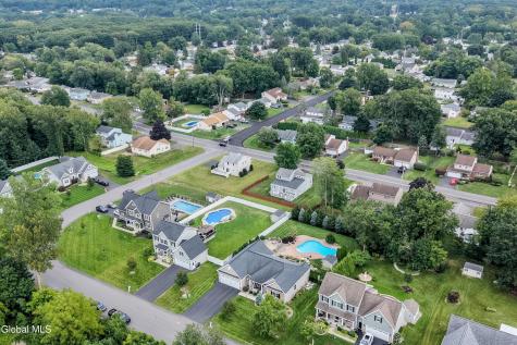 6 Isabel Court Colonie NY 12205