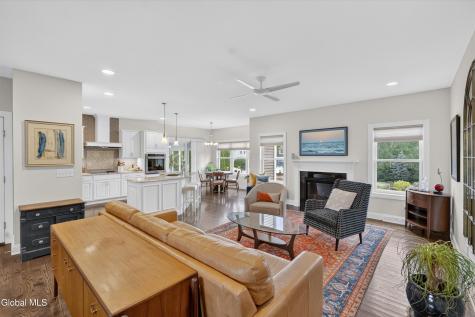 6 Isabel Court Colonie NY 12205