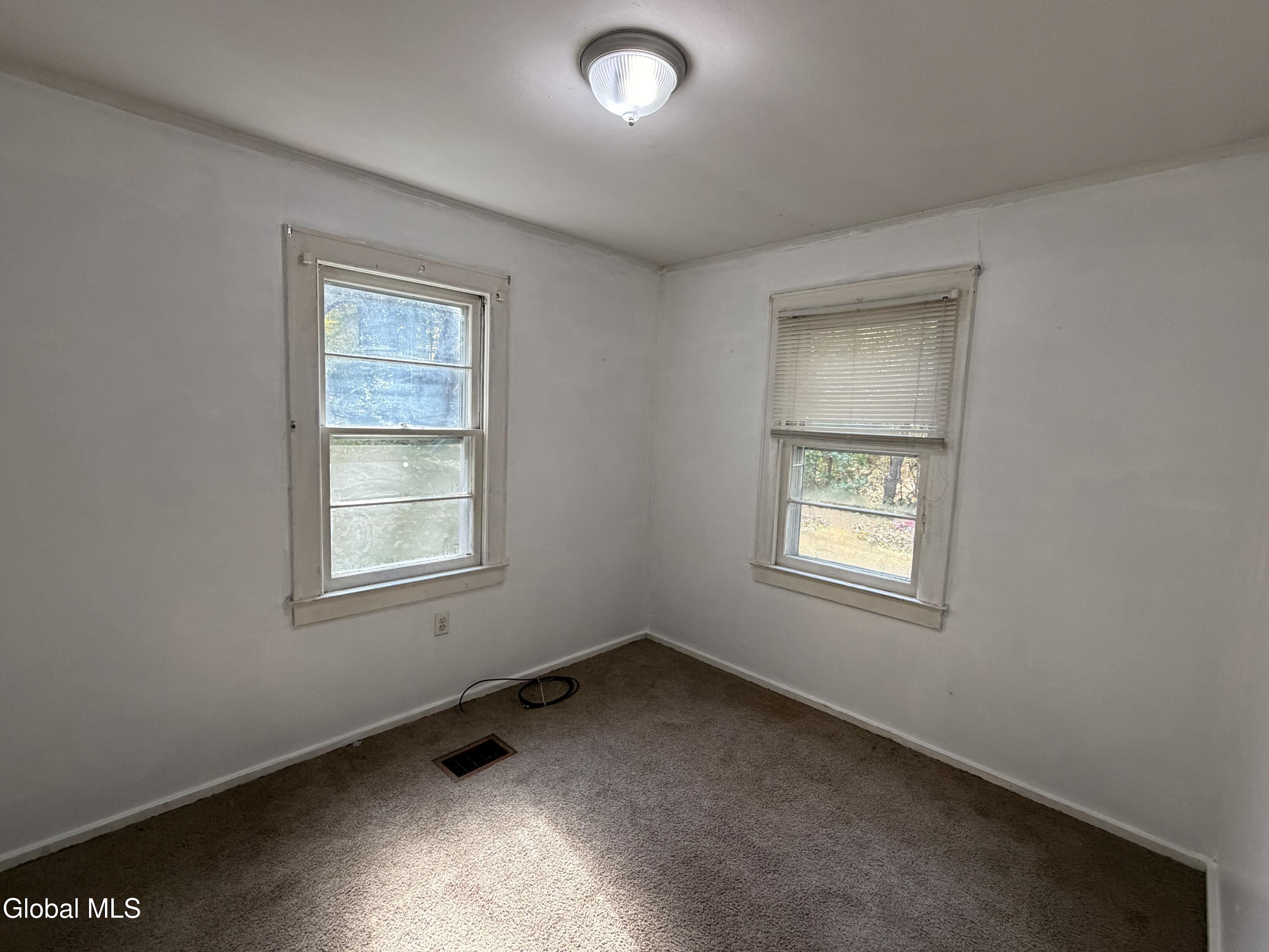 2044 Creek Road Crown Point NY 12928