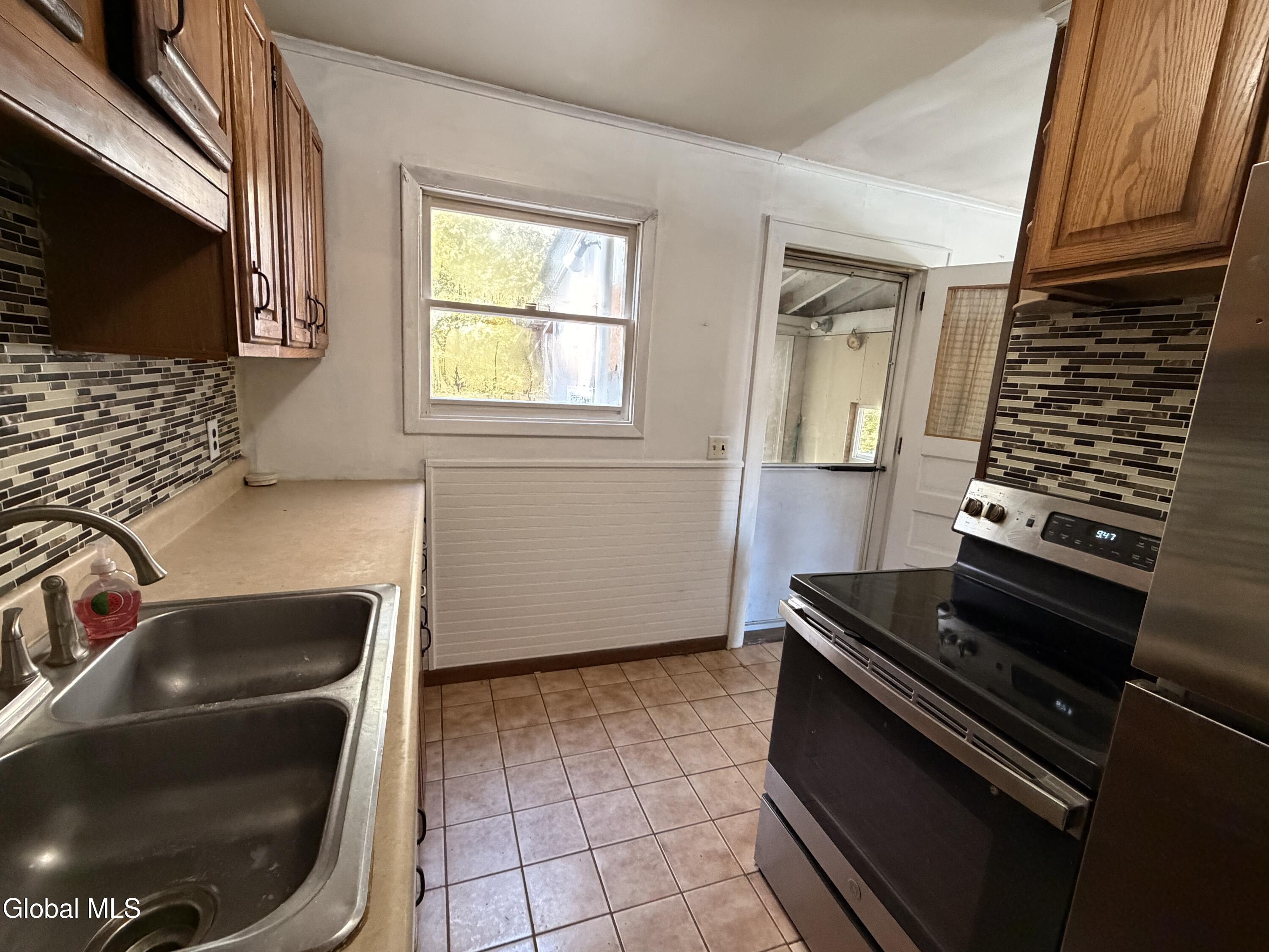 2044 Creek Road Crown Point NY 12928