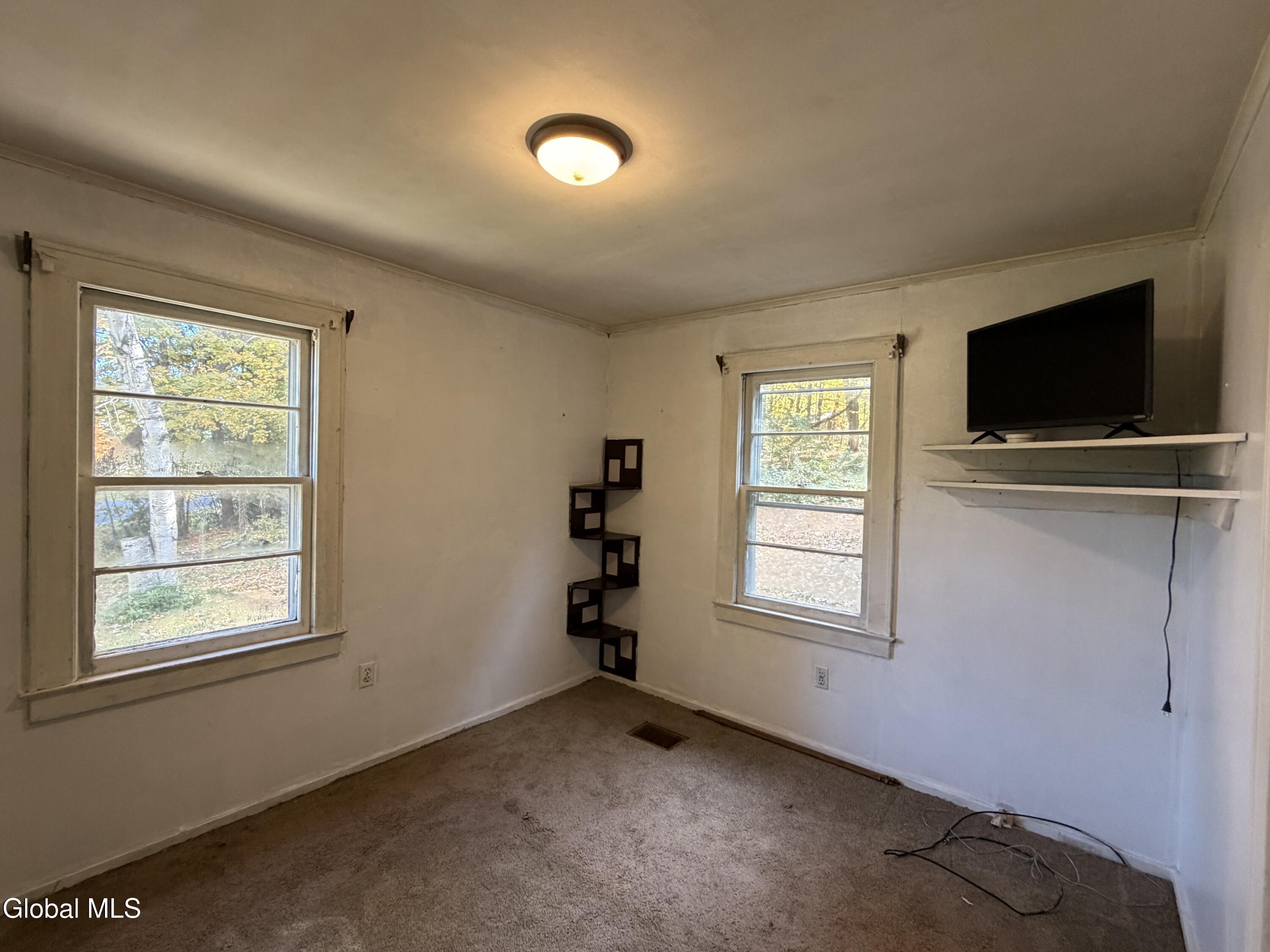 2044 Creek Road Crown Point NY 12928