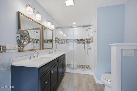 36 Clarendon Road Albany NY 12203
