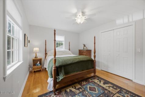 36 Clarendon Road Albany NY 12203