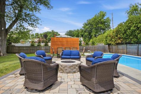 36 Clarendon Road Albany NY 12203