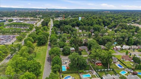 36 Clarendon Road Albany NY 12203