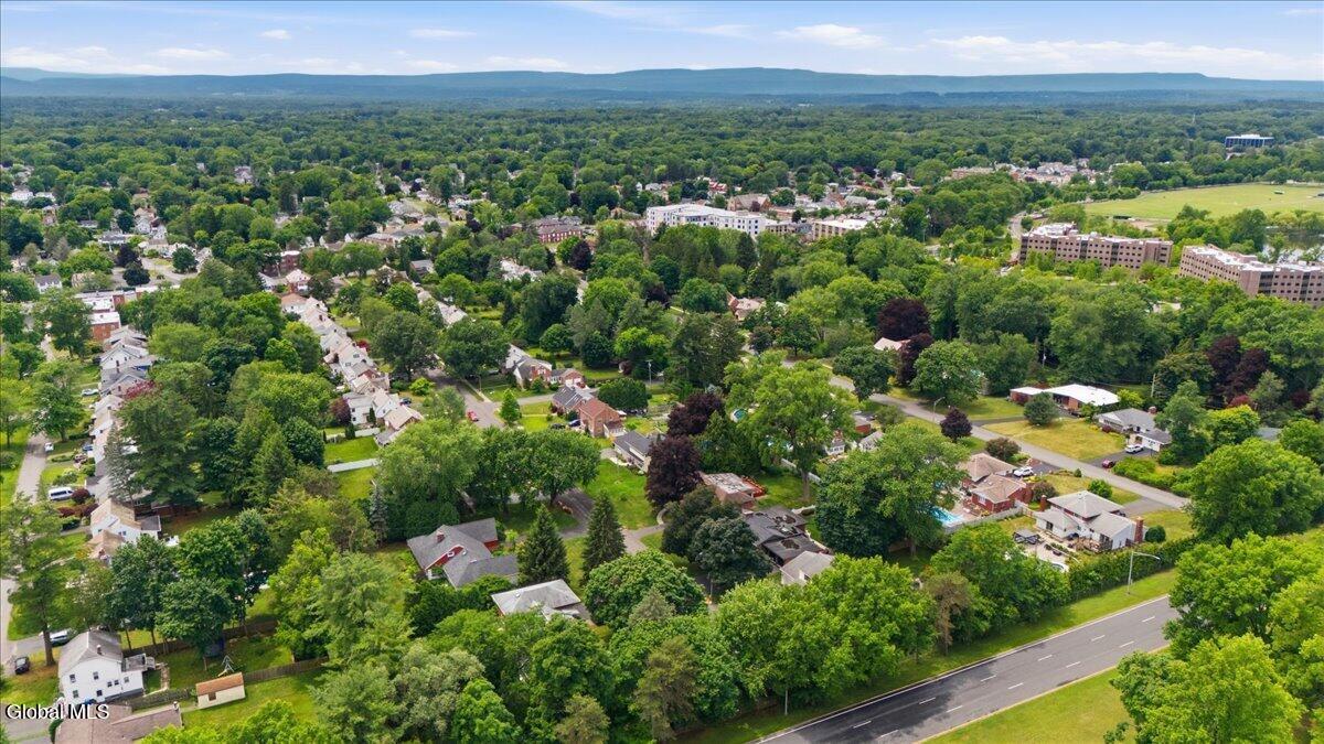 36 Clarendon Road Albany NY 12203