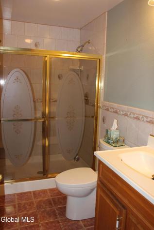 4 Mari Nol Circle Halfmoon NY 12065