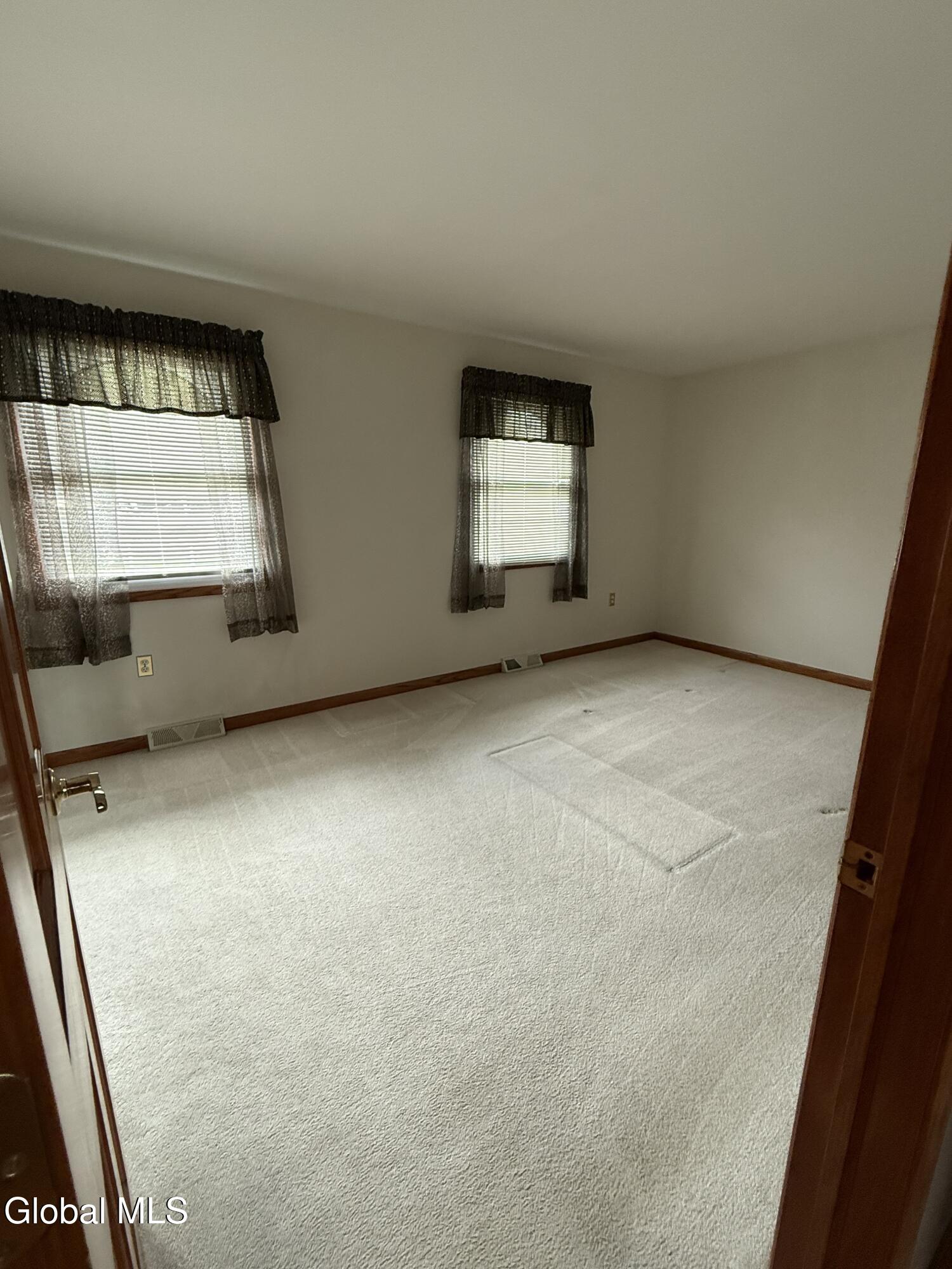 4 Mari Nol Circle Halfmoon NY 12065