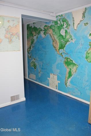 4 Mari Nol Circle Halfmoon NY 12065