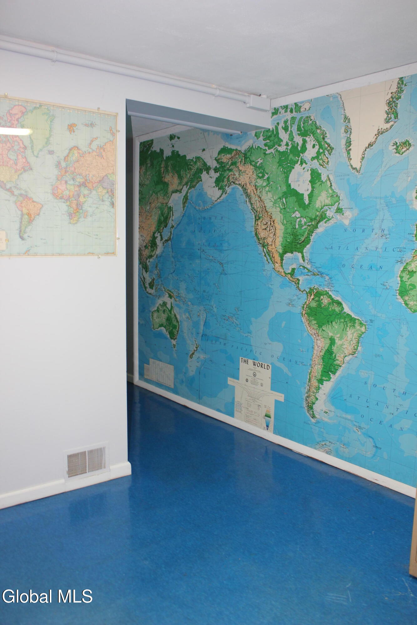 4 Mari Nol Circle Halfmoon NY 12065
