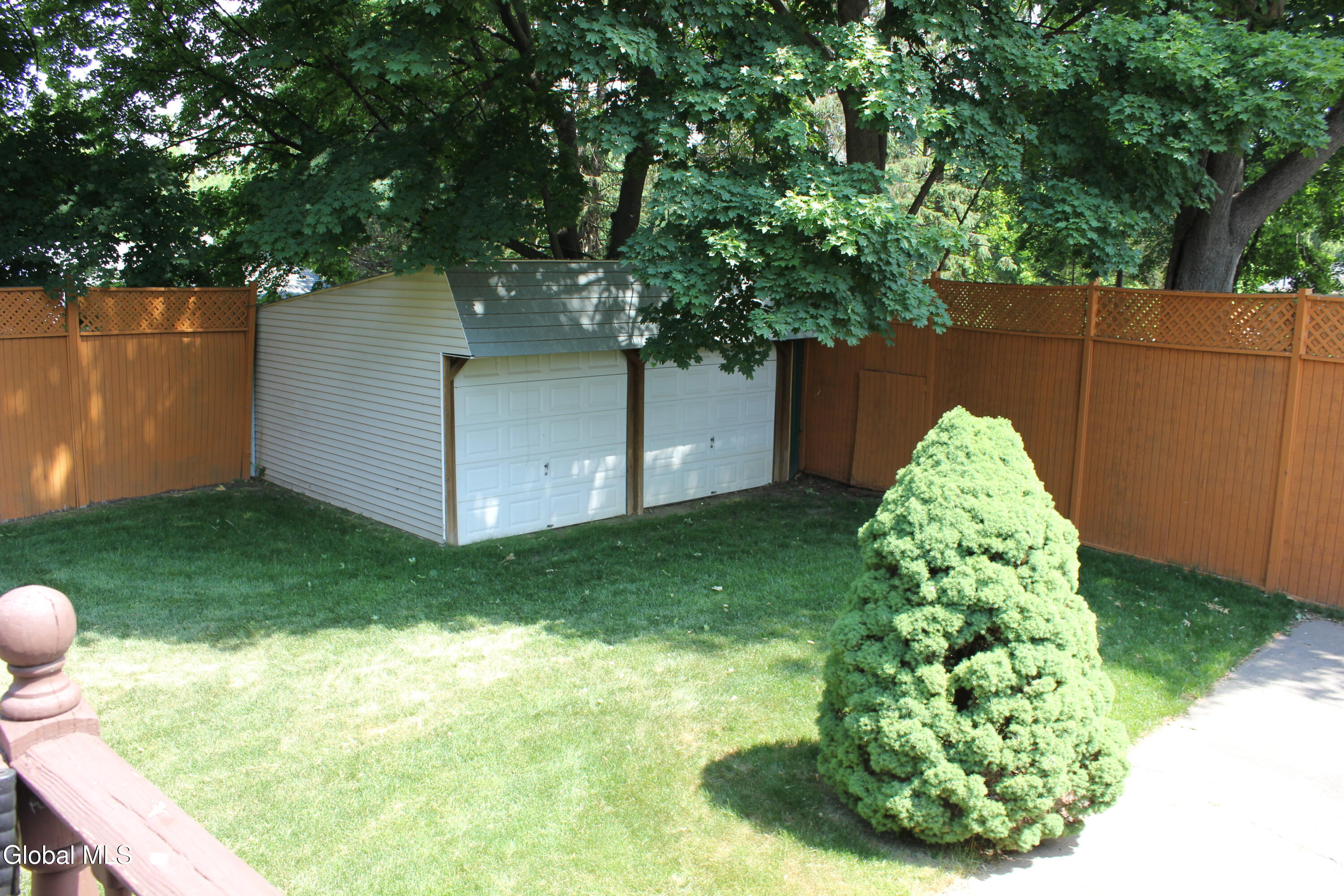 4 Mari Nol Circle Halfmoon NY 12065