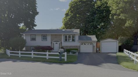 4 Mari Nol Circle Halfmoon NY 12065