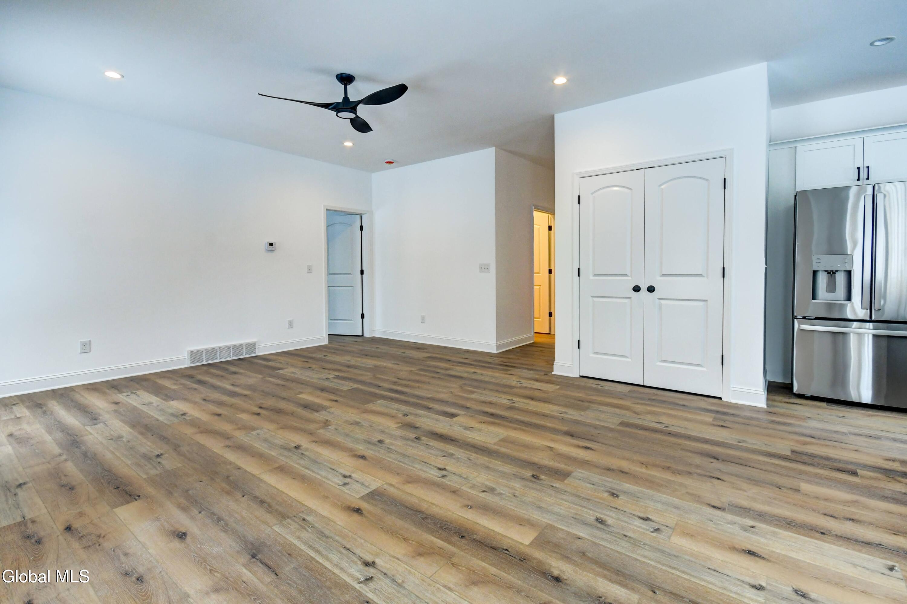 102 Anna Court Schenectady NY 12306