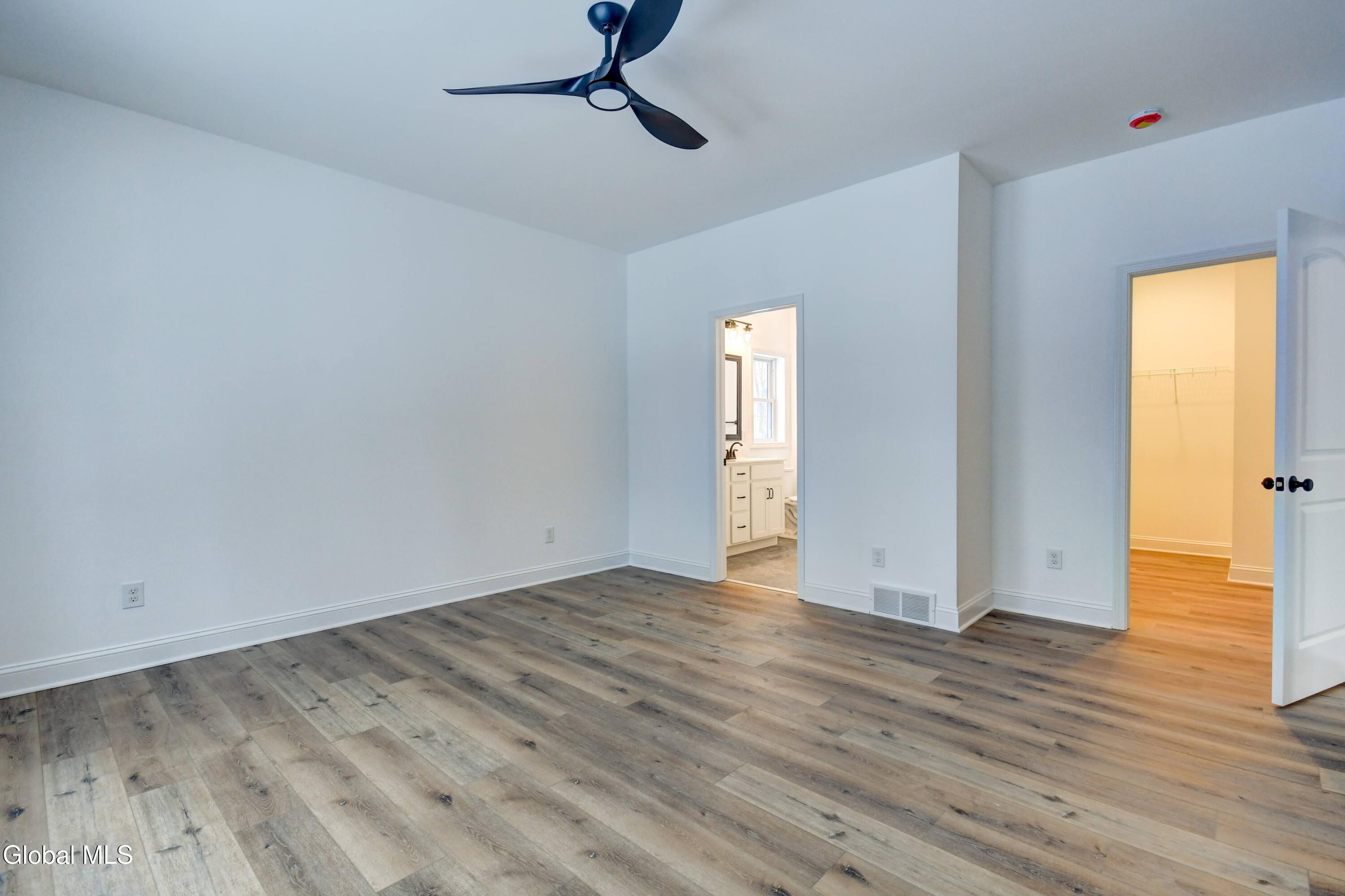 102 Anna Court Schenectady NY 12306