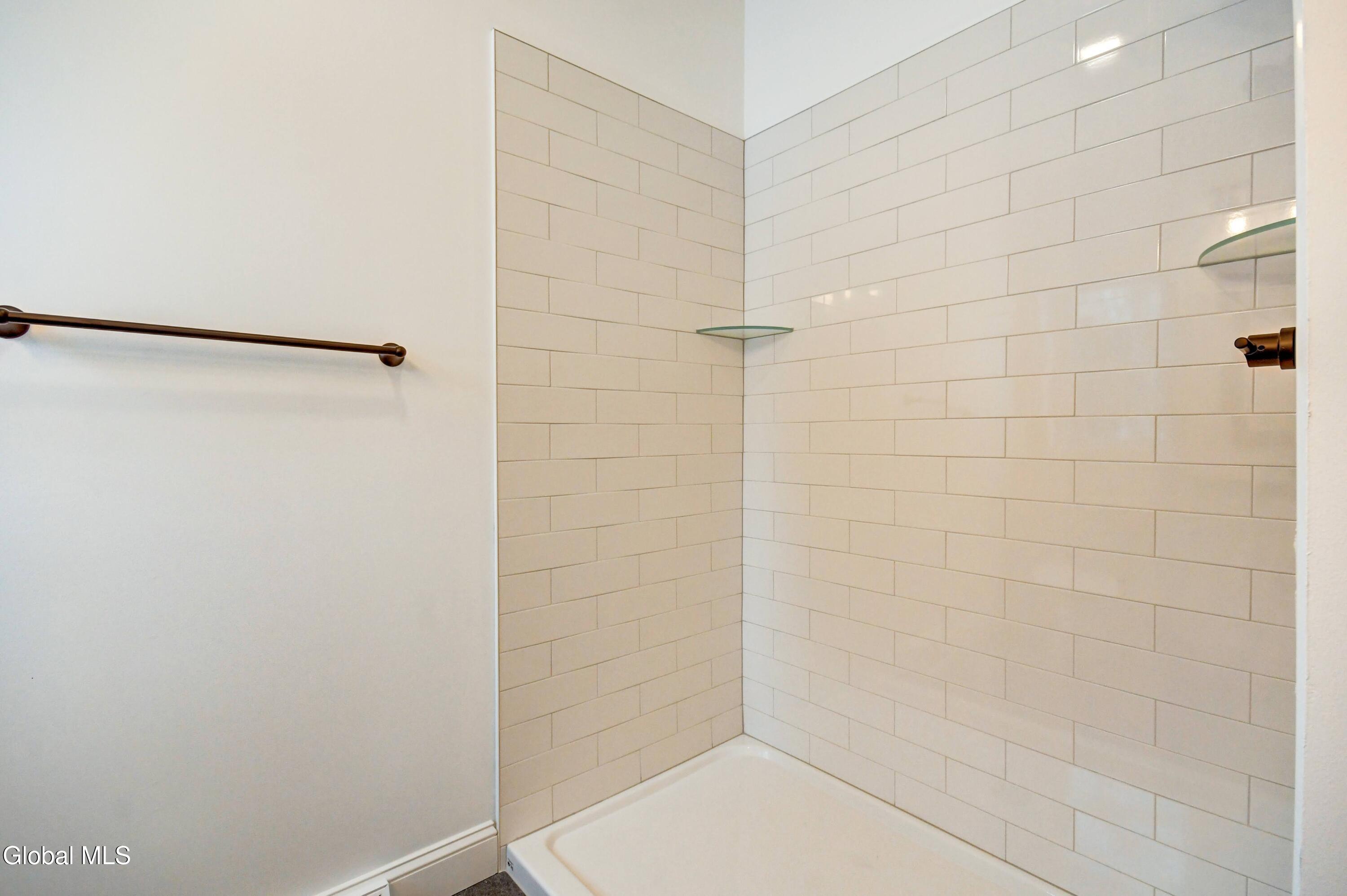 102 Anna Court Schenectady NY 12306