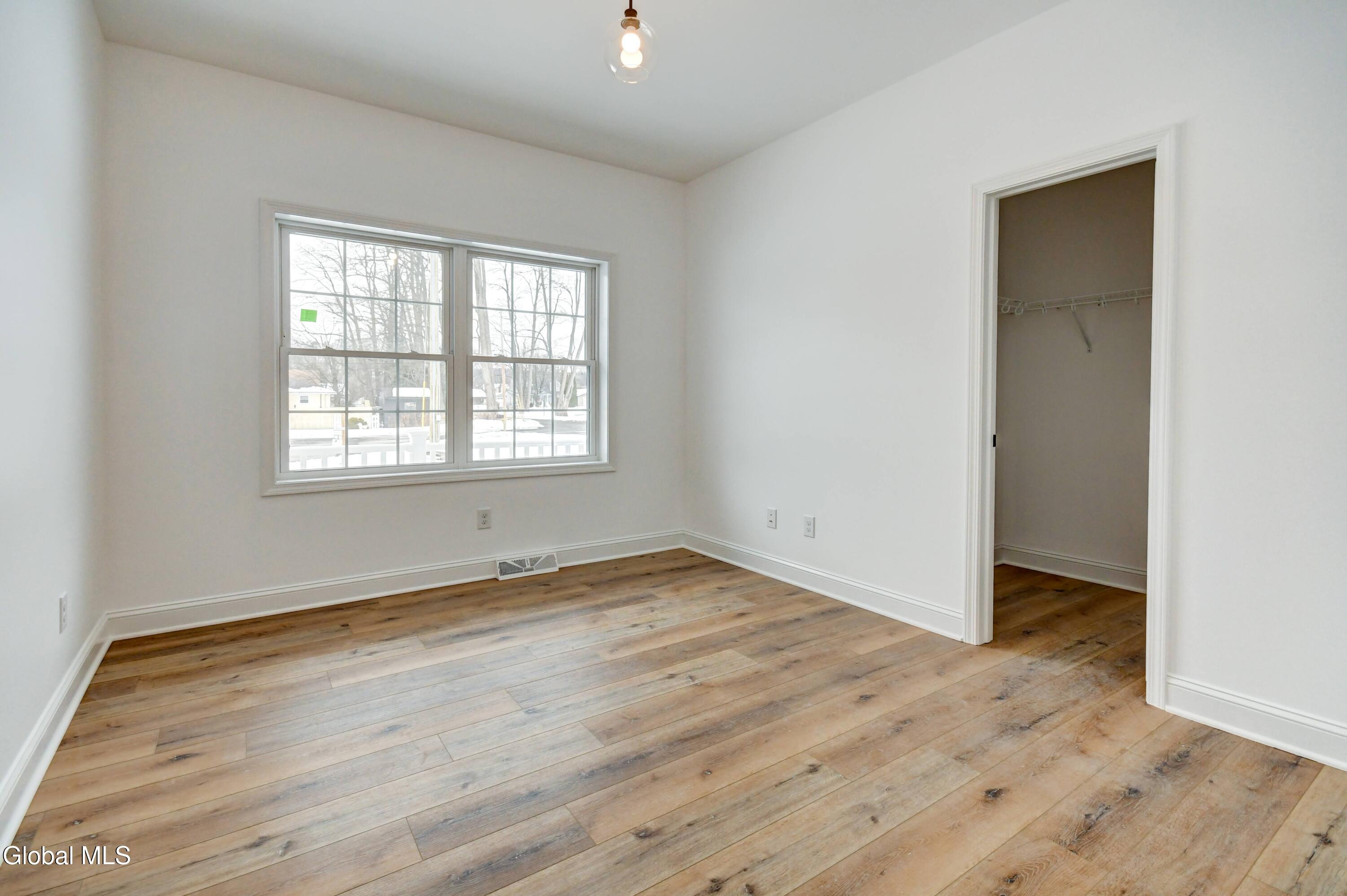 102 Anna Court Schenectady NY 12306