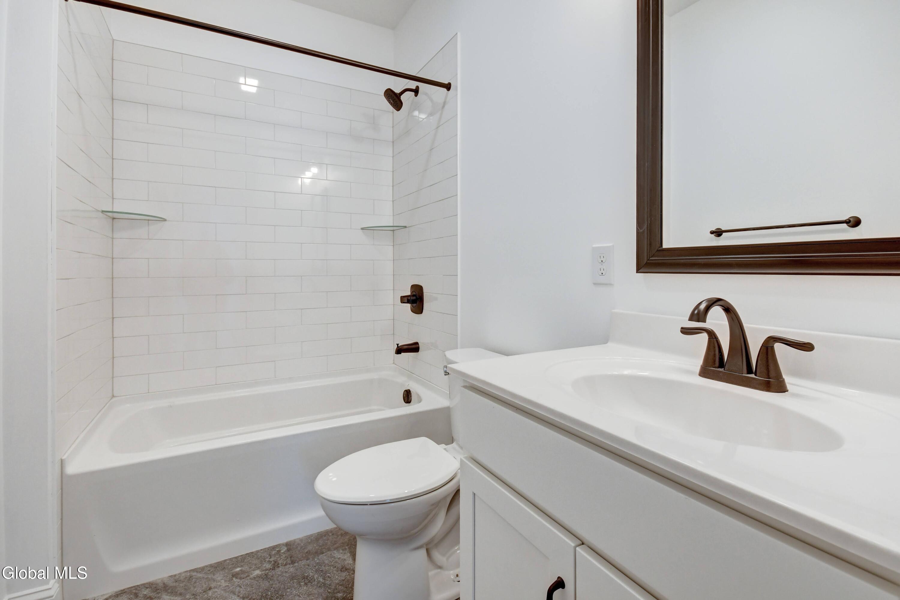 102 Anna Court Schenectady NY 12306