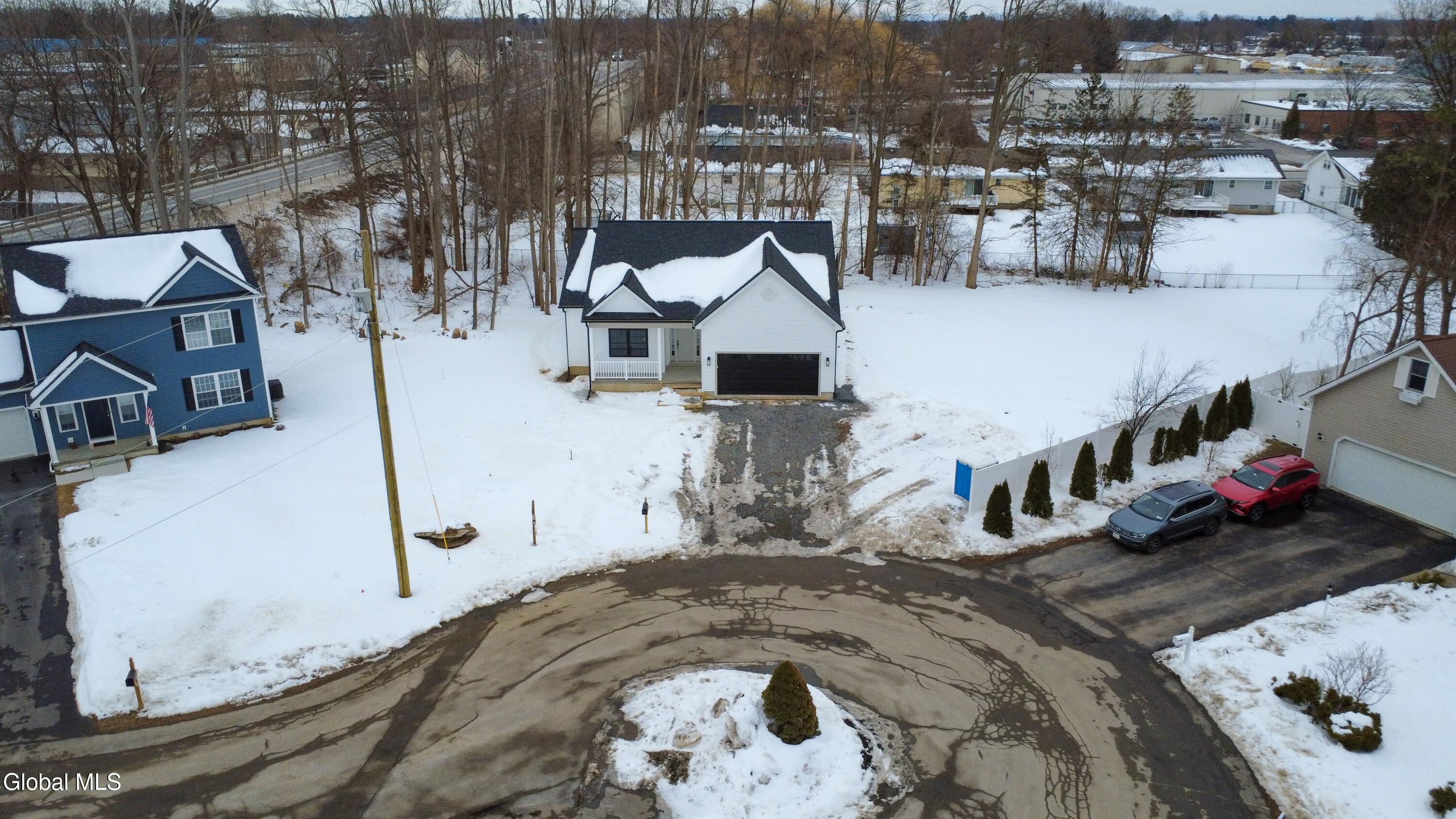 102 Anna Court Schenectady NY 12306