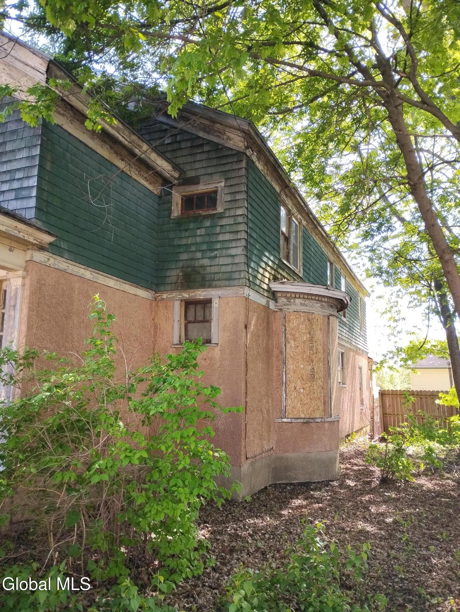 211 Elizabeth St Street Ogdensburg NY 13669