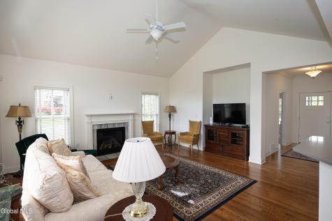 29 Trotter Road Selkirk NY 12158