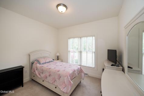 29 Trotter Road Selkirk NY 12158