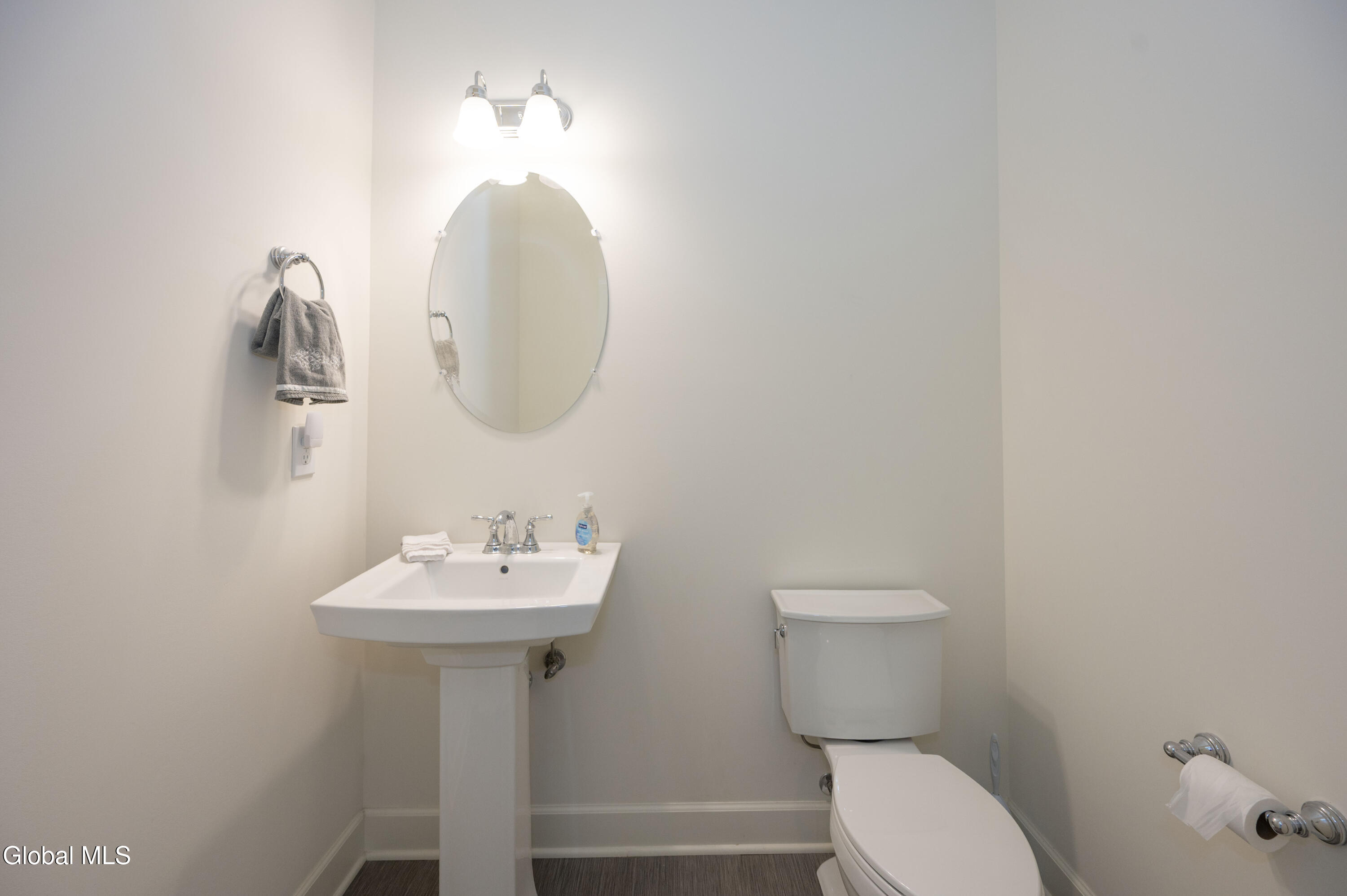 29 Trotter Road Selkirk NY 12158