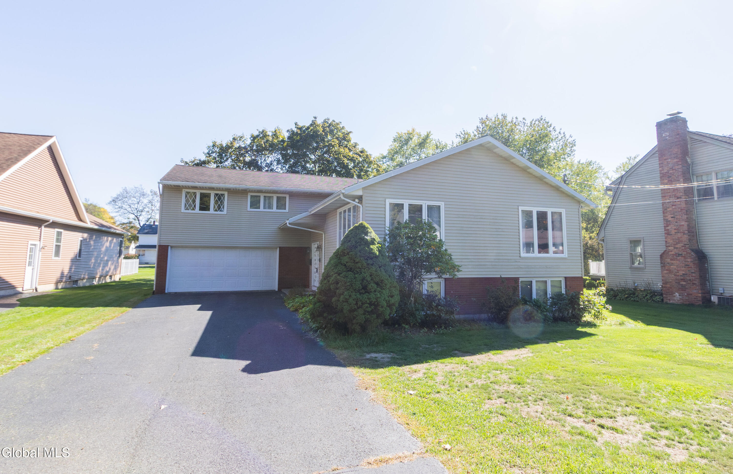8 Sawyer Place Albany NY 12208