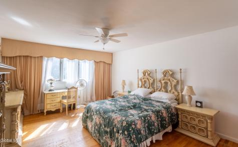 8 Sawyer Place Albany NY 12208