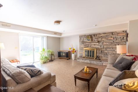 8 Sawyer Place Albany NY 12208