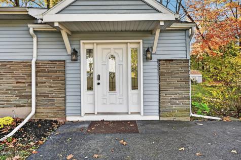 9 Ridgewood Lane Glenville NY 12302