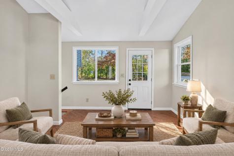 9 Ridgewood Lane Glenville NY 12302