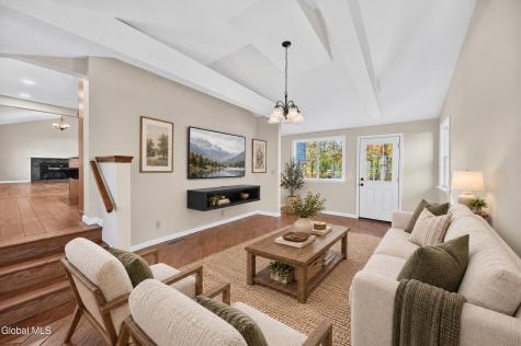 9 Ridgewood Lane Glenville NY 12302