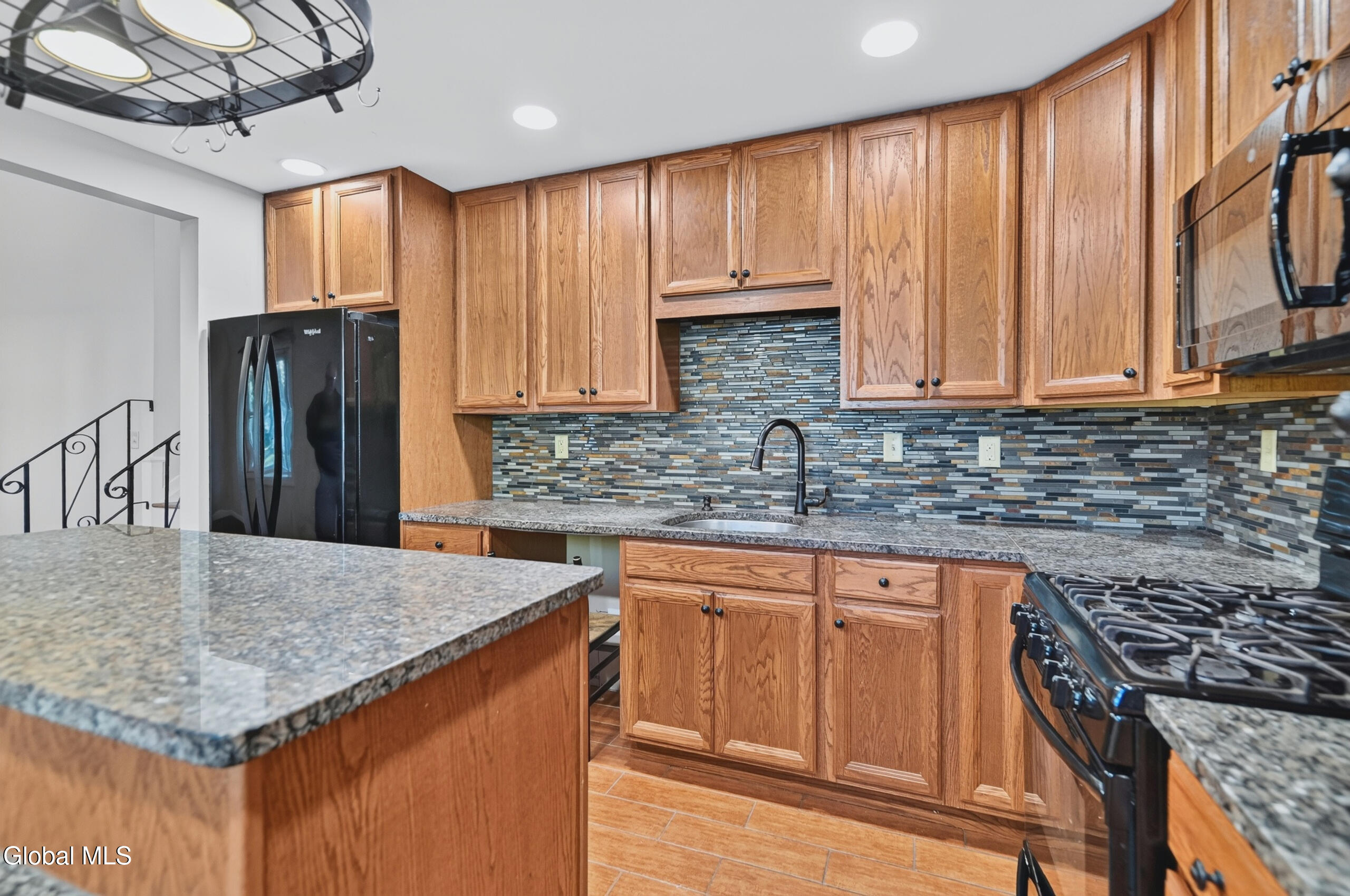 9 Ridgewood Lane Glenville NY 12302