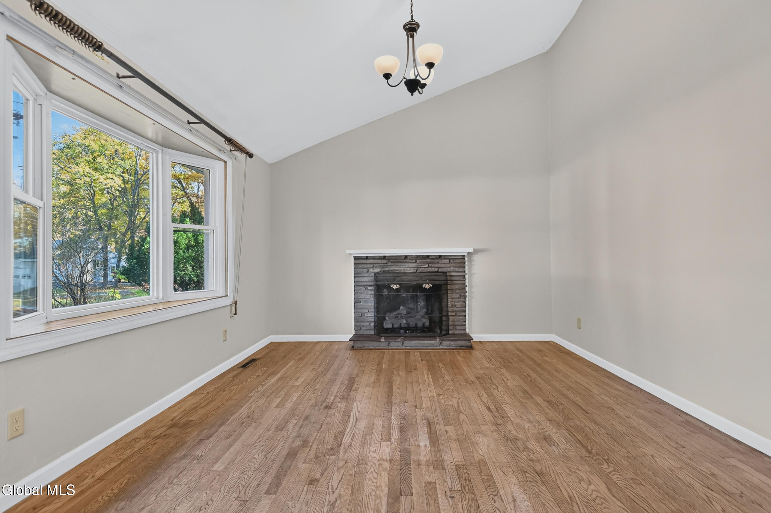 9 Ridgewood Lane Glenville NY 12302