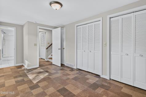 9 Ridgewood Lane Glenville NY 12302