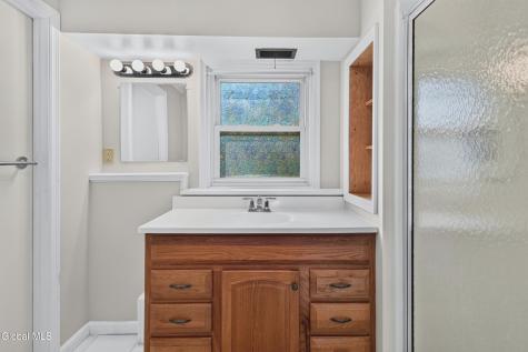 9 Ridgewood Lane Glenville NY 12302